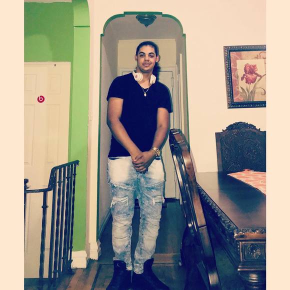 Meet your Posher, Oscar - Picture 1 of 1